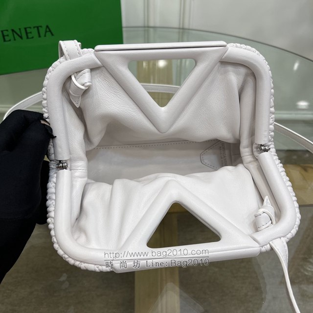 Bottega veneta高端女包 8546B BV寶緹嘉2021包包最新triangle倒三角手提單肩斜挎包三角包  gxz1277